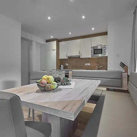 Ξενοδοχείο Garni Schoenblick Ζόλντεν