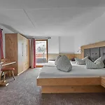 Garni Schoenblick 3* Sölden