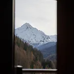 ホテル Garni Schoenblick ゼルデン