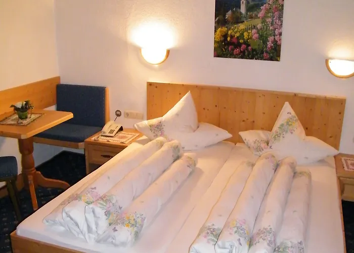 酒店 迦尼斯谷恩波力克酒店 3*