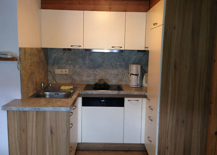 迦尼斯谷恩波力克酒店 3*