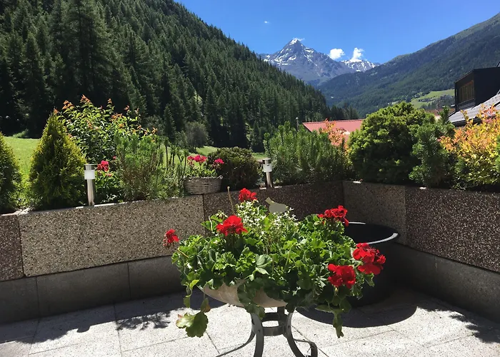 迦尼斯谷恩波力克酒店