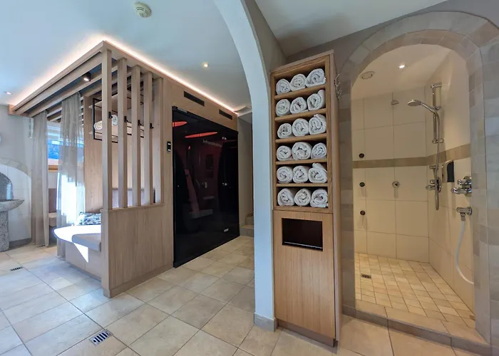 迦尼斯谷恩波力克酒店 酒店 3*