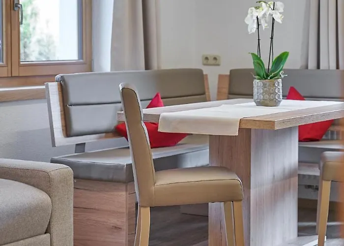 迦尼斯谷恩波力克酒店 3*