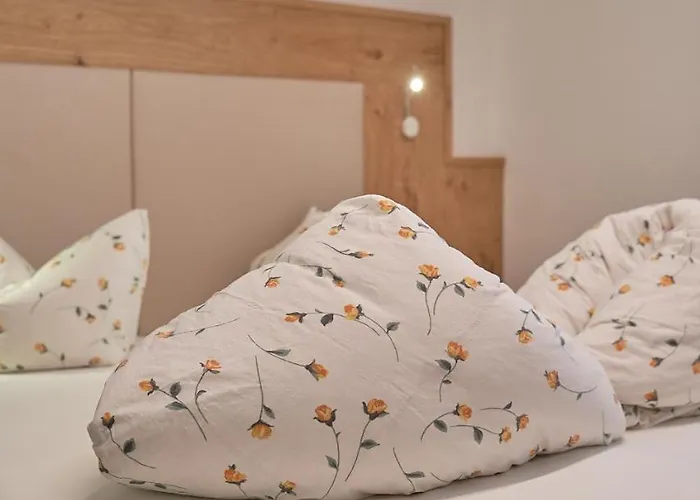 迦尼斯谷恩波力克酒店 3*