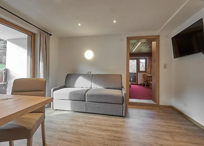 Hotel Garni Schoenblick Solden