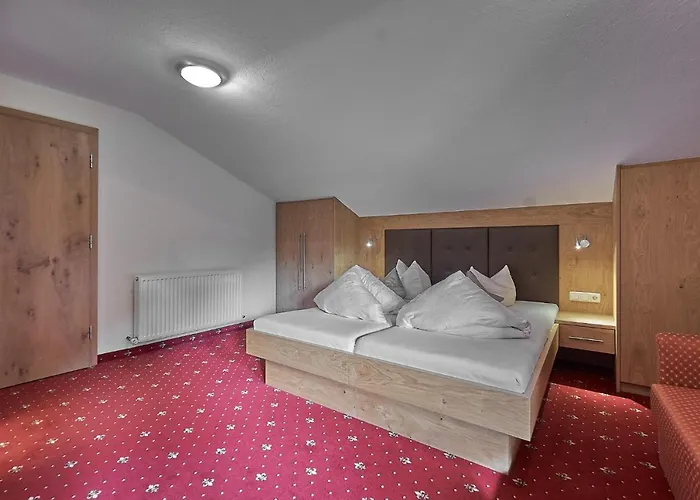 迦尼斯谷恩波力克酒店