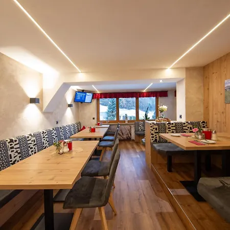 酒店 迦尼斯谷恩波力克酒店 3*