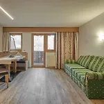 迦尼斯谷恩波力克酒店 3*