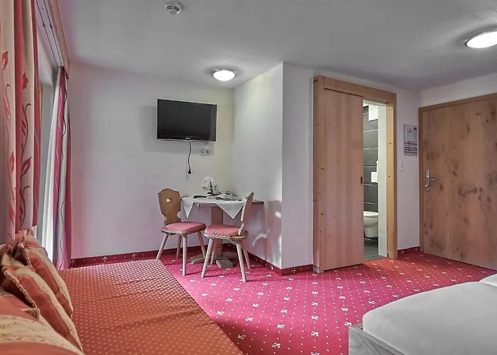 Hotel Garni Schoenblick Sölden